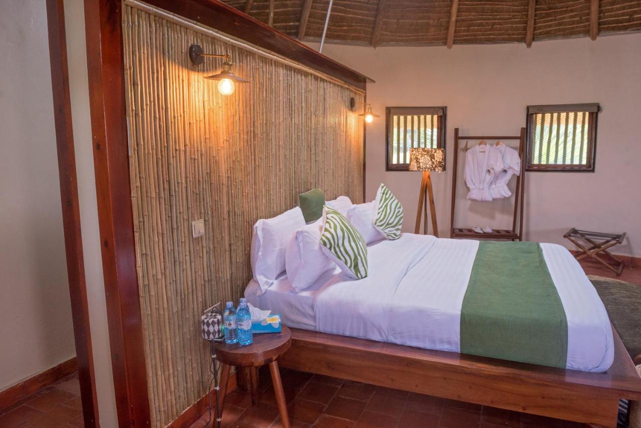 Tilenga Safari Lodge Arua Exterior photo